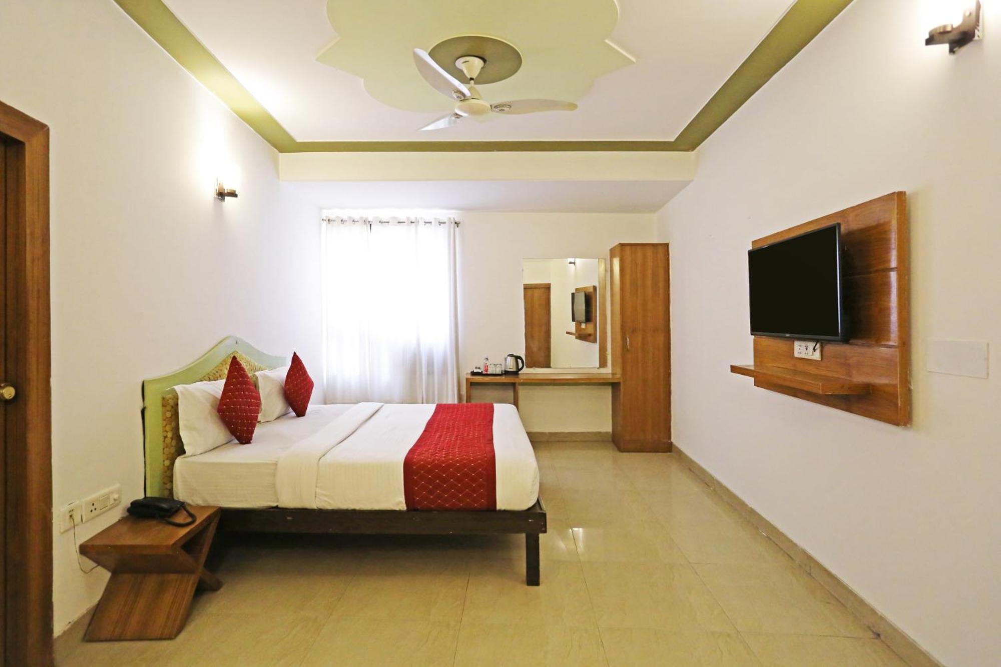 Hotel Ambrosia - A Boutique Hotel Nowe Delhi Zewnętrze zdjęcie