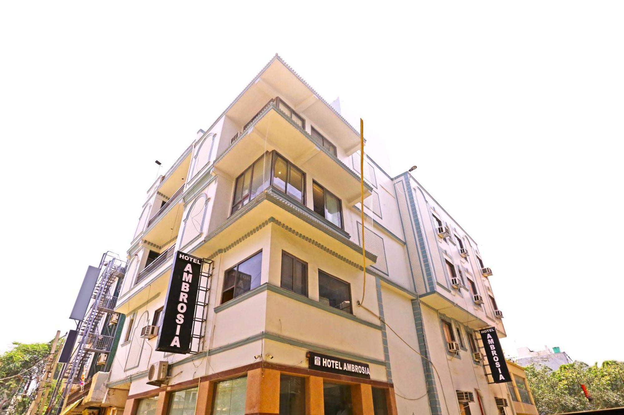 Hotel Ambrosia - A Boutique Hotel Nowe Delhi Zewnętrze zdjęcie