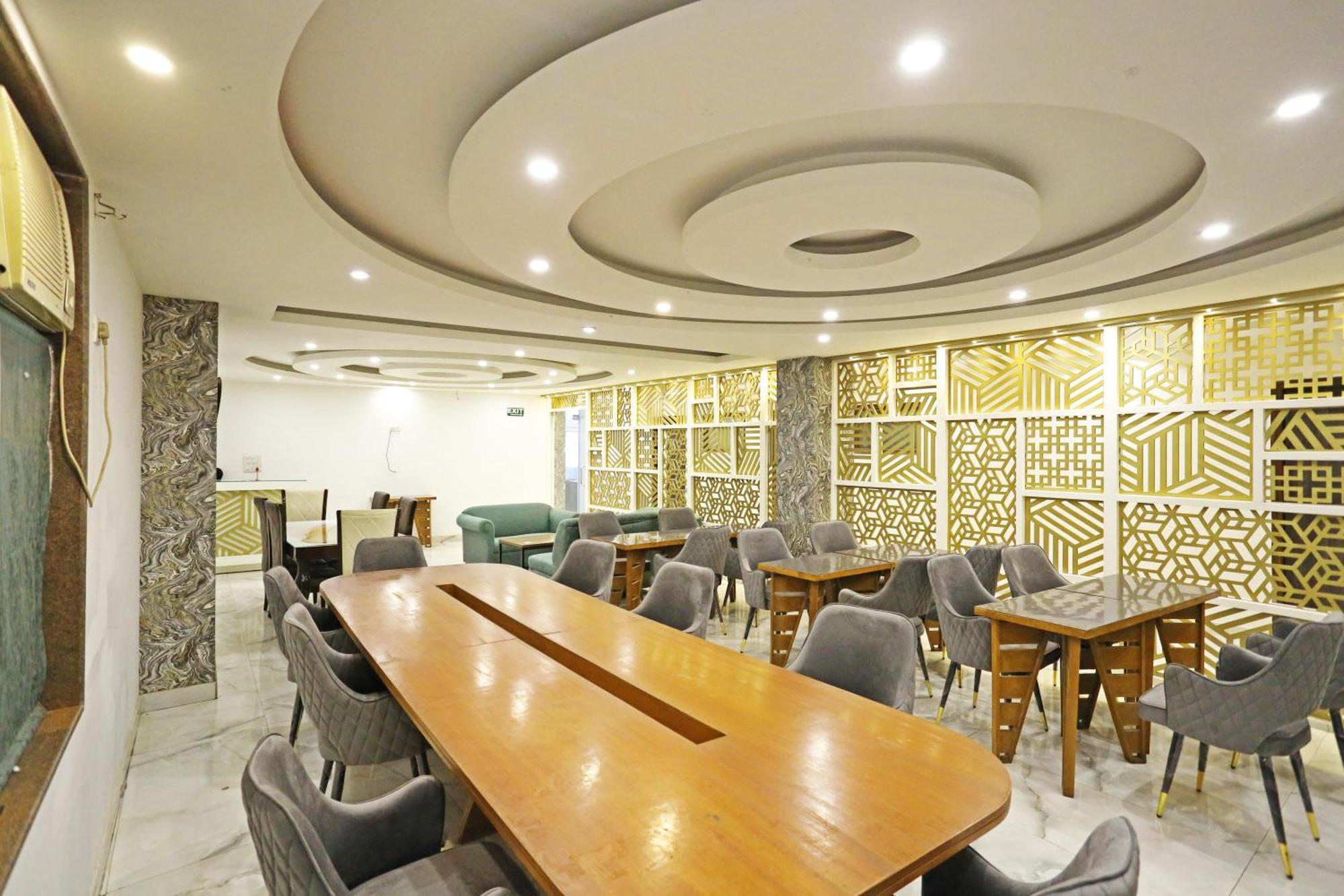Hotel Ambrosia - A Boutique Hotel Nowe Delhi Zewnętrze zdjęcie